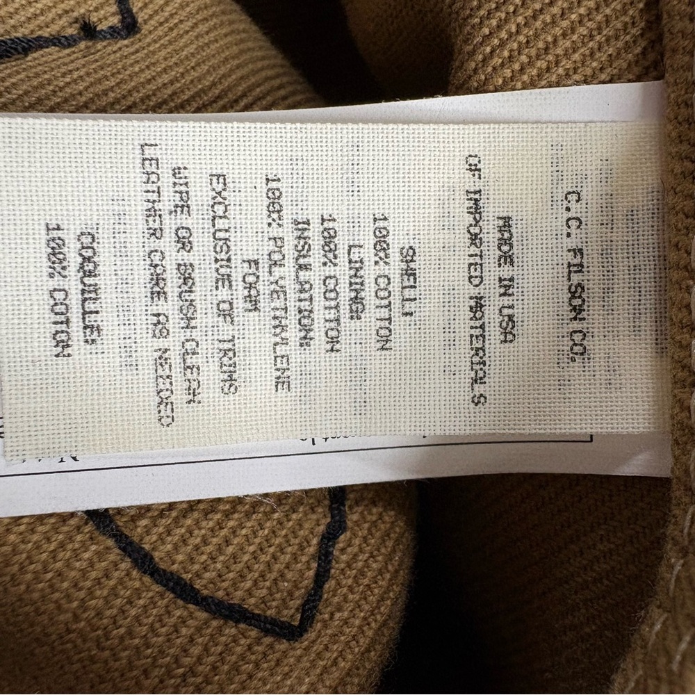 Filson Original Twill Briefcase
Discreet tag/ inside flap - Picture 11 of 14
